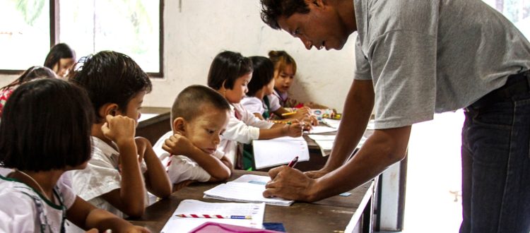 Students learning at the Burmese Learning Center in Kuraburi